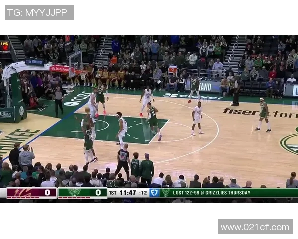 街头球场再现传奇时刻 球星与普通人同场竞技上演绝妙对决 街头球场再现传奇时刻 球星与普通人同场竞技上演绝妙对决