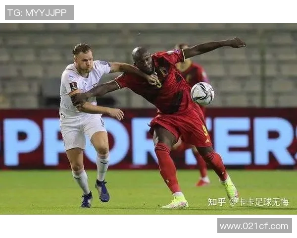 聚焦世界足球各大球队球星表现与荣耀时刻全景解析 聚焦世界足球各大球队球星表现与荣耀时刻全景解析