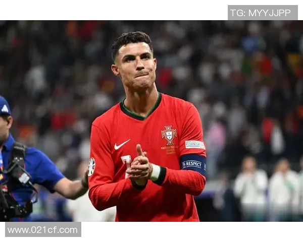 1999年足球界的顶尖球星盘点及其成就回顾 1999年足球界的顶尖球星盘点及其成就回顾